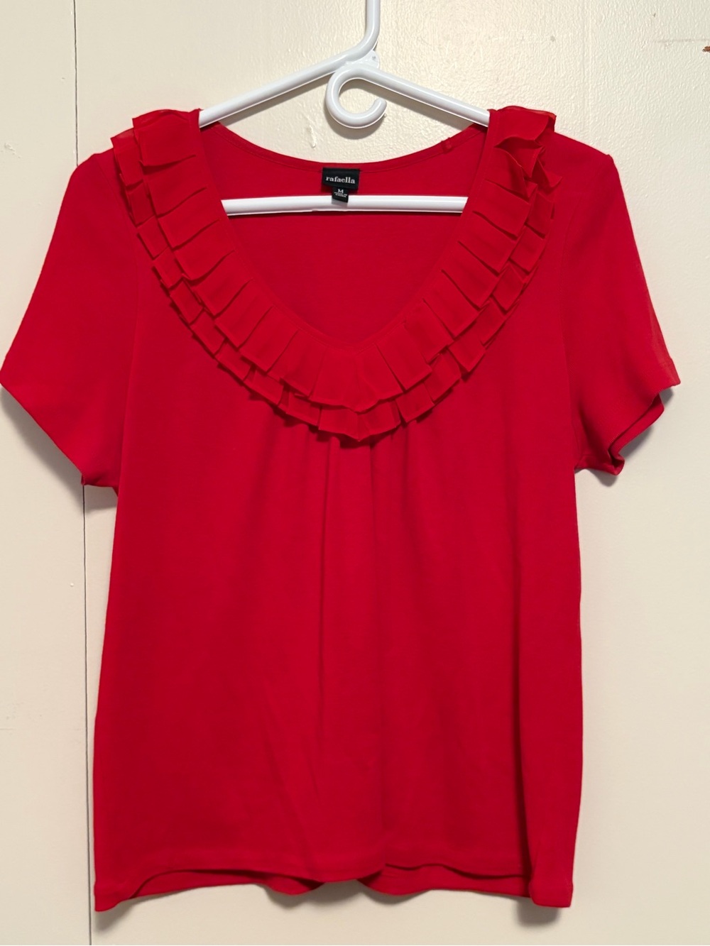 Rafaella Red Short Sleeve V-Neck Ruffle Trim Top
